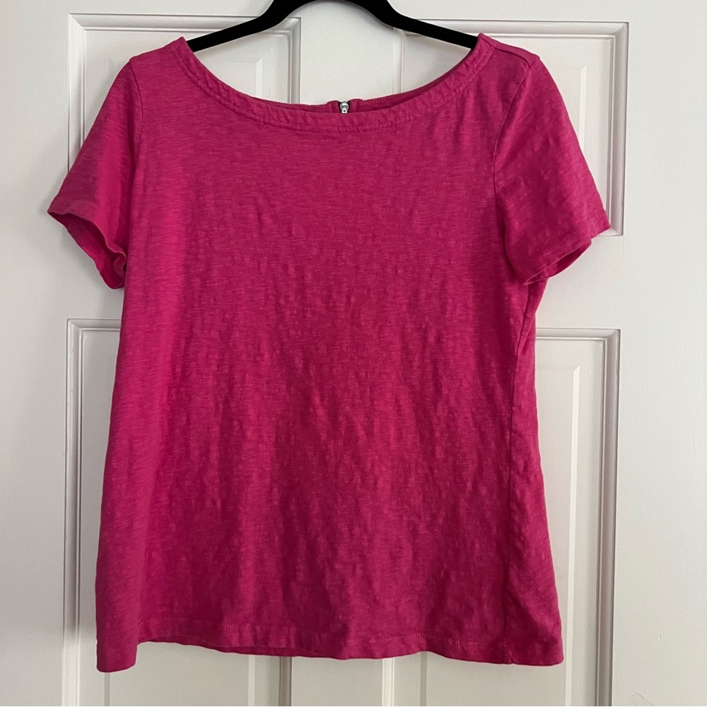 Talbots Pink Tee Shirt with Back Zip Detail - Petite Medium - Preowned Like New